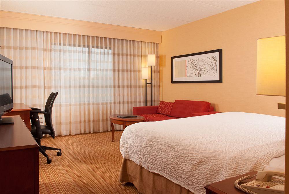 Готель Courtyard By Marriott Charlotte Ґастонія Екстер'єр фото