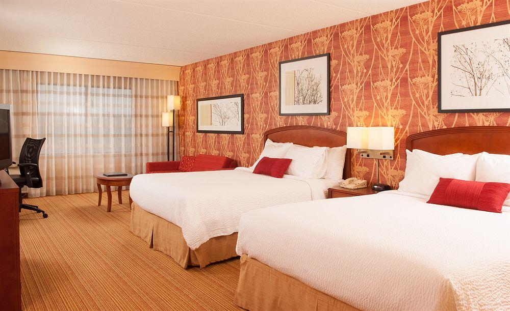 Готель Courtyard By Marriott Charlotte Ґастонія Екстер'єр фото