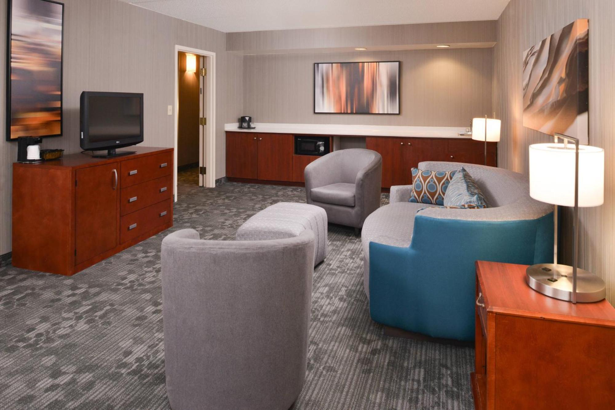 Готель Courtyard By Marriott Charlotte Ґастонія Екстер'єр фото