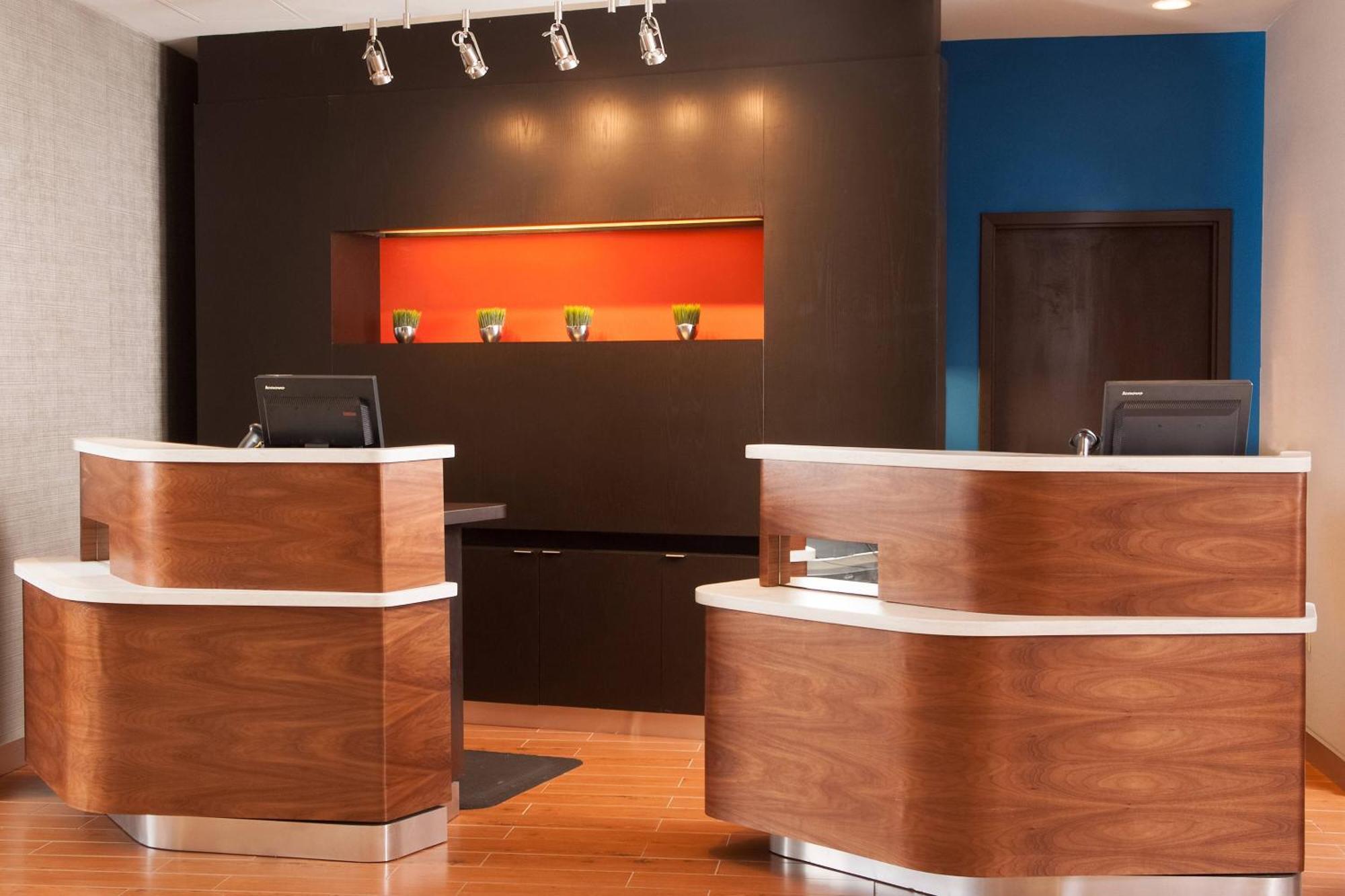 Готель Courtyard By Marriott Charlotte Ґастонія Екстер'єр фото