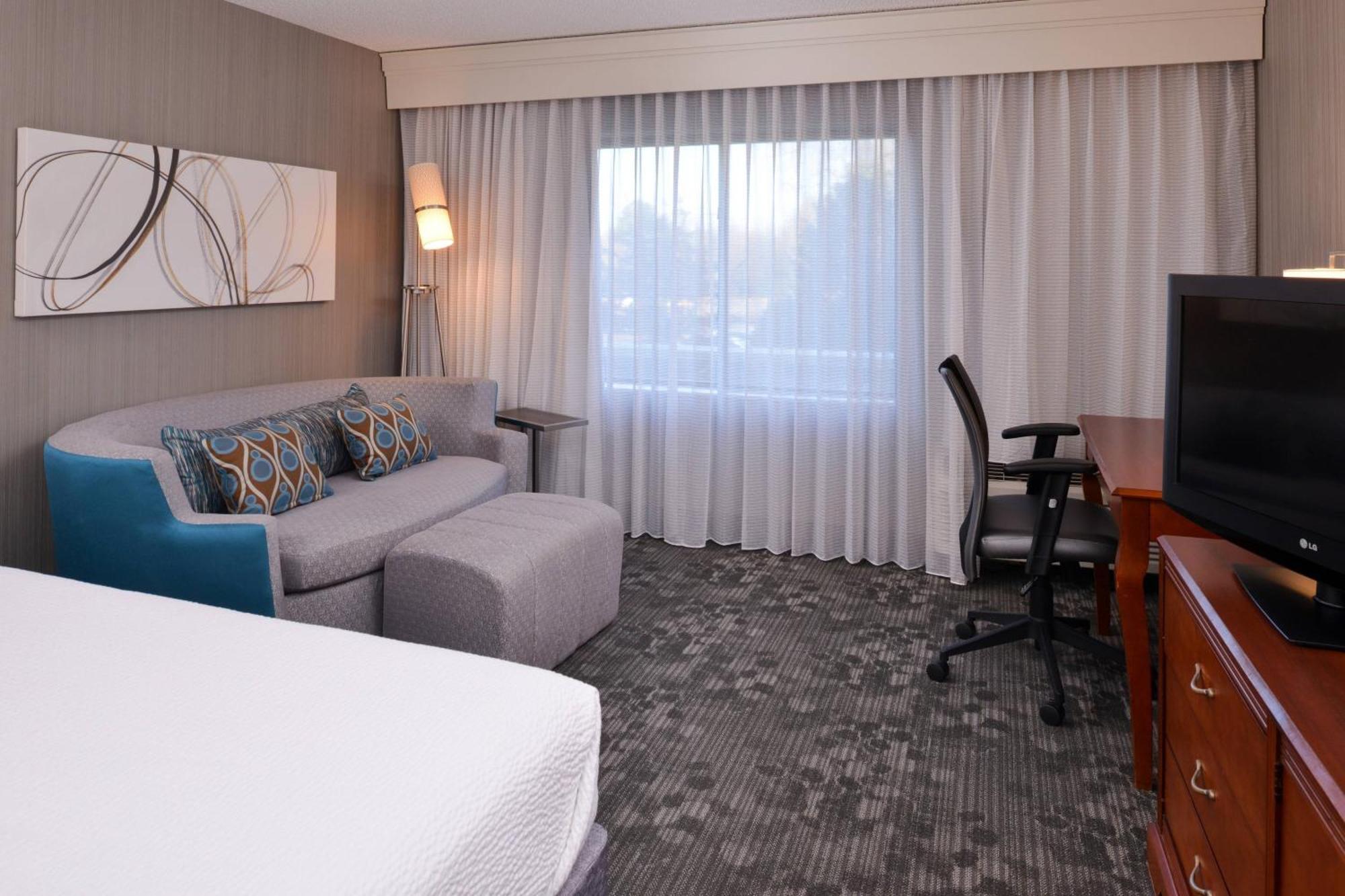 Готель Courtyard By Marriott Charlotte Ґастонія Екстер'єр фото