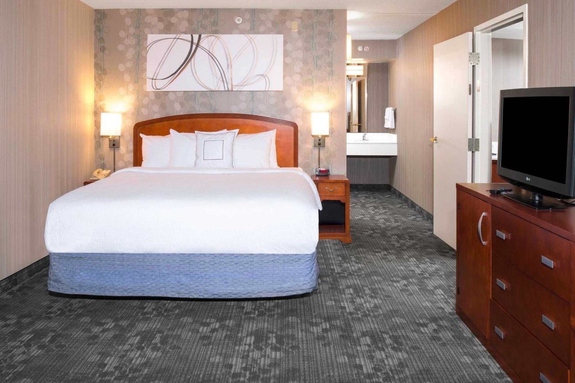 Готель Courtyard By Marriott Charlotte Ґастонія Екстер'єр фото