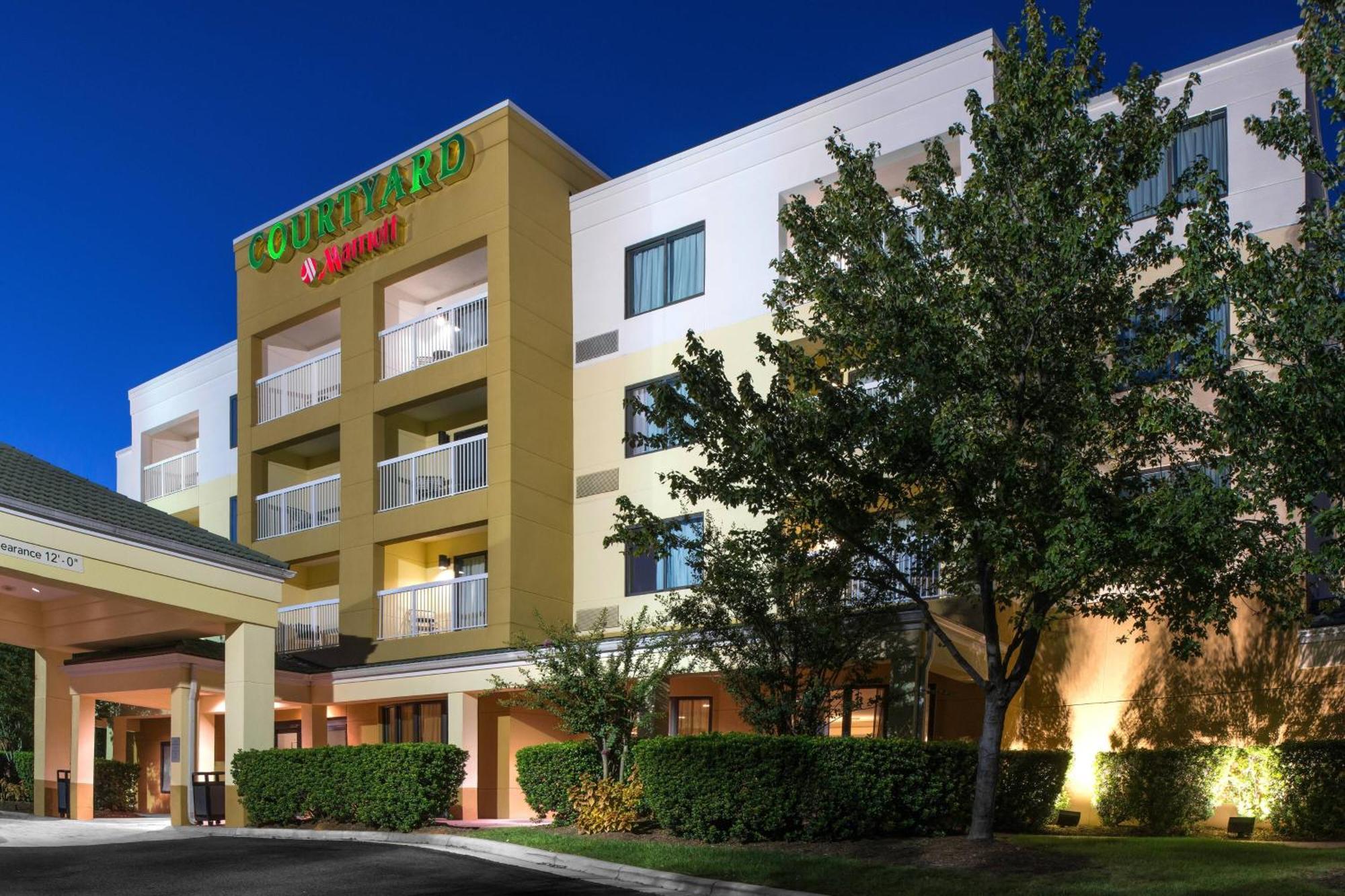 Готель Courtyard By Marriott Charlotte Ґастонія Екстер'єр фото