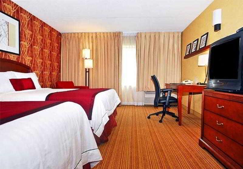 Готель Courtyard By Marriott Charlotte Ґастонія Номер фото