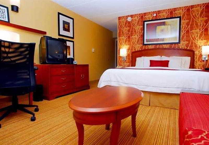 Готель Courtyard By Marriott Charlotte Ґастонія Номер фото